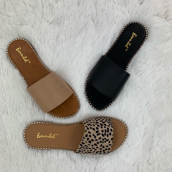 Shoes - Leopard Print Slides